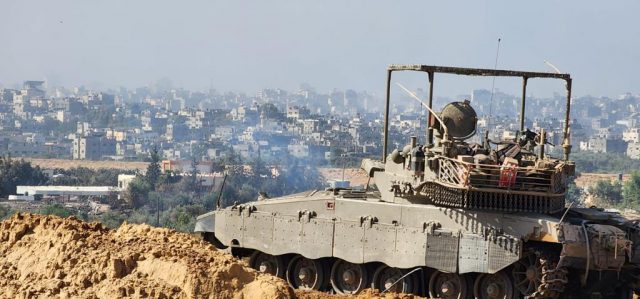 צפו: חטיבה 14 כובשת את מוצב פלסטין