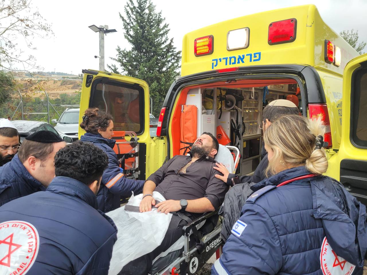 לשכתו של אלמוג כהן מעדכנת במצבו הרפואי