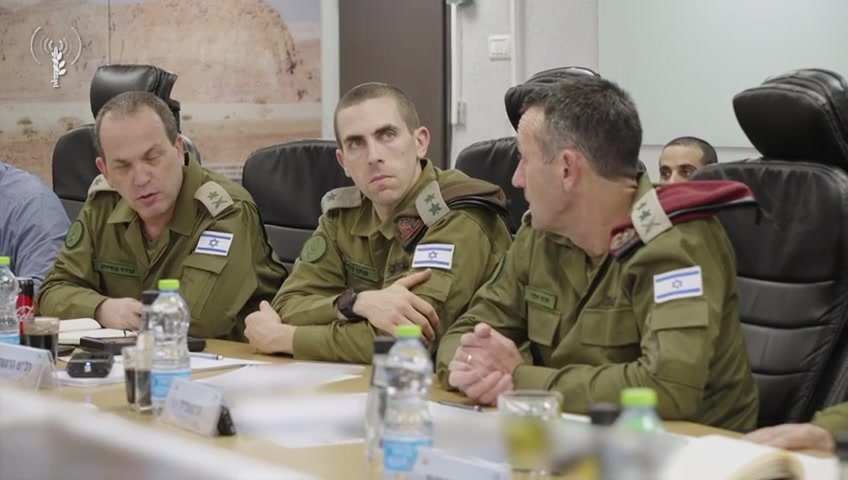 אישור תוכניות התקיפה