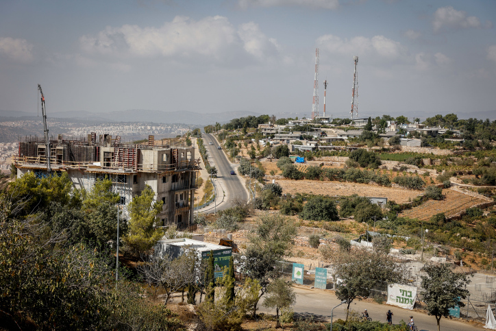 הלם בגוש עציון: נהג הסעות חשוד בביצוע מעשים מגונים