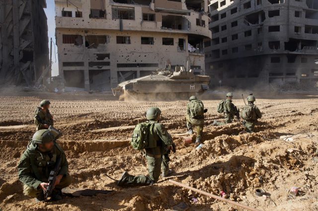 דובר צה"ל לתושבי חאן יונס: אנחנו מתקדמים, תתפנו