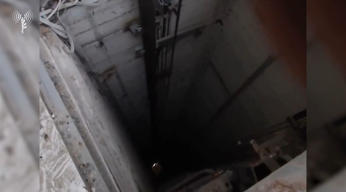 צפו: צה"ל השמיד 3 מנהרות מתחת לבית החולים