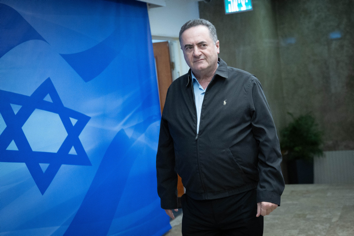 נסיעה ראשונה בתפקיד: כ"ץ יצא לביקור מדיני בבריסל