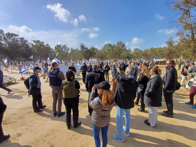 תובעים ממדינות שאזרחיהן נרצחו או נחטפו ביקרו בעוטף