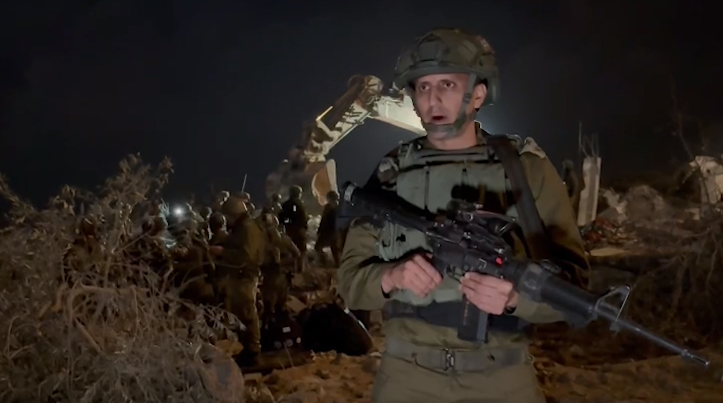 תיעוד: פעולות החילוץ בזירת האסון ברצועת עזה