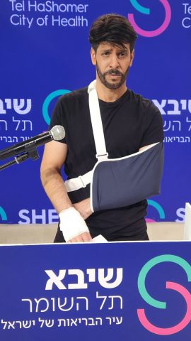 אורי לייזרוביץ בתור עידן עמדי (באדיבות: קשת 12)