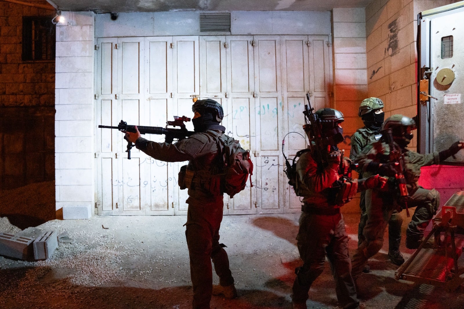 המצוד נמשך: 22 מבוקשים נעצרו ביהודה, שומרון והבקעה