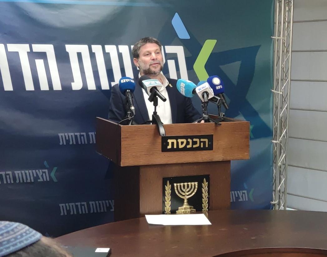 סמוטריץ' על התפטרות רונן צור: צריך אפס שיקול פוליטי