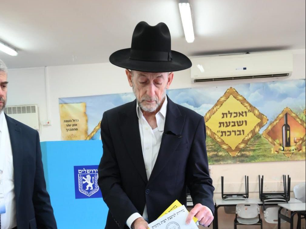 באופן חריג: סגן השר יצא להצביע בזמן שיושב שבעה