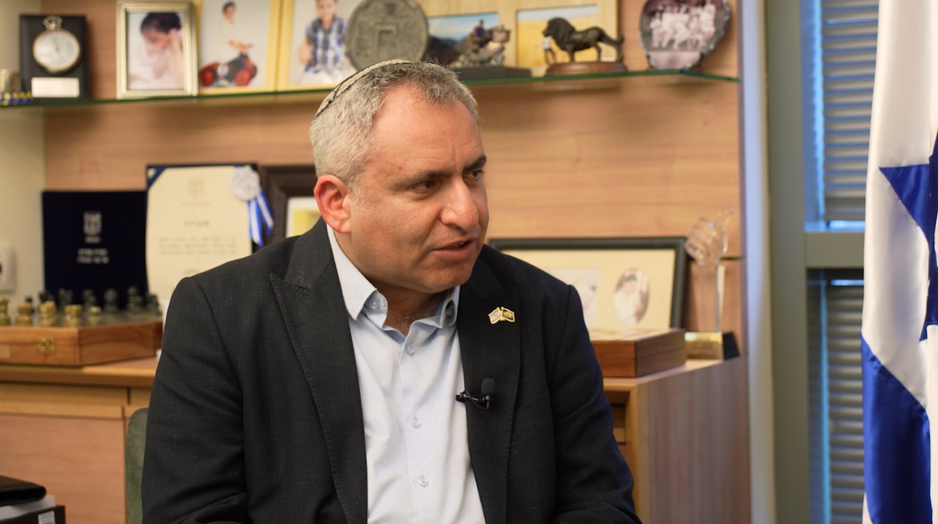 זאב אלקין: "הגענו למסקנה שככה אי אפשר לנצח"