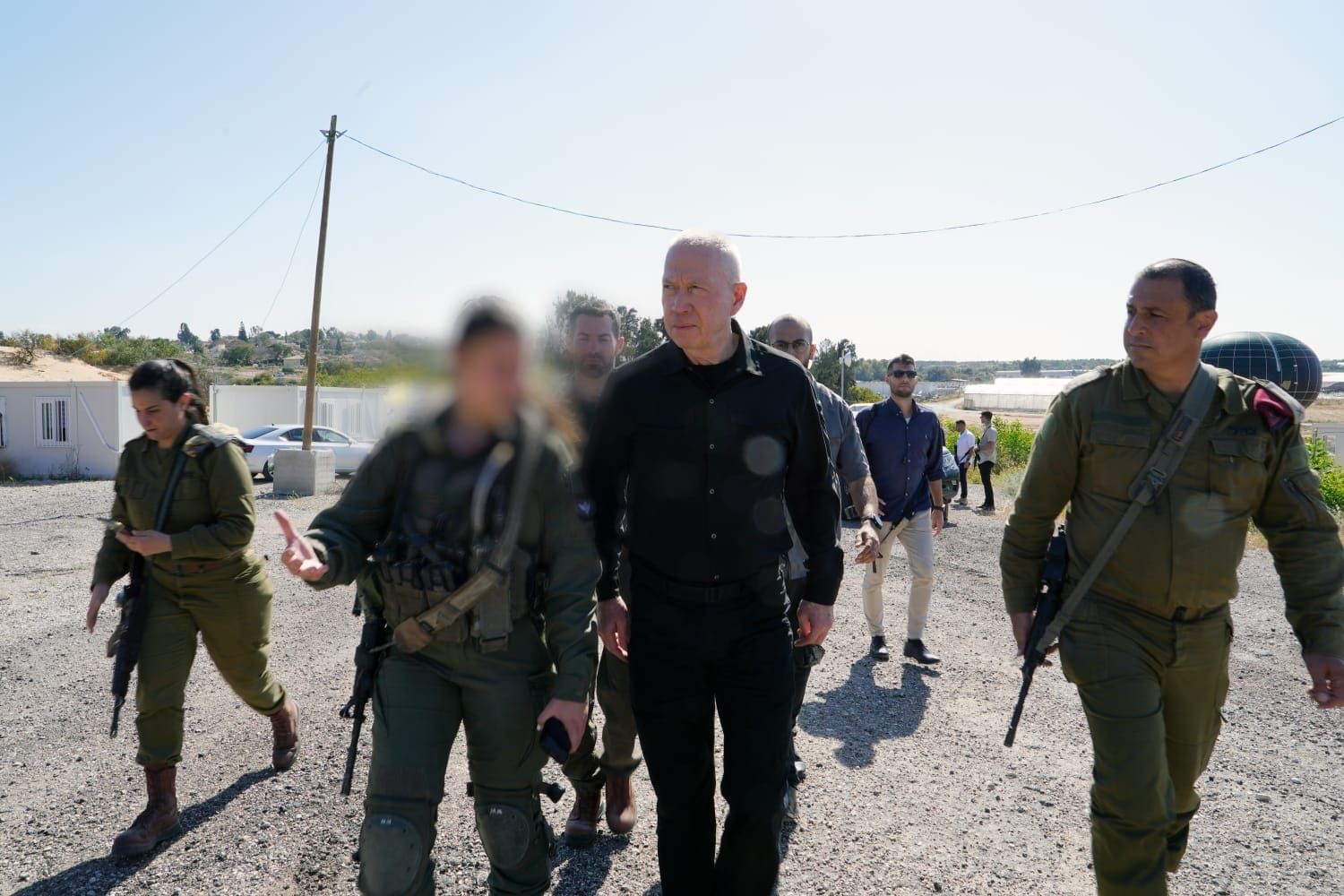 בעקבות המלחמה: התכנון של גלנט לגבי נשים בצבא