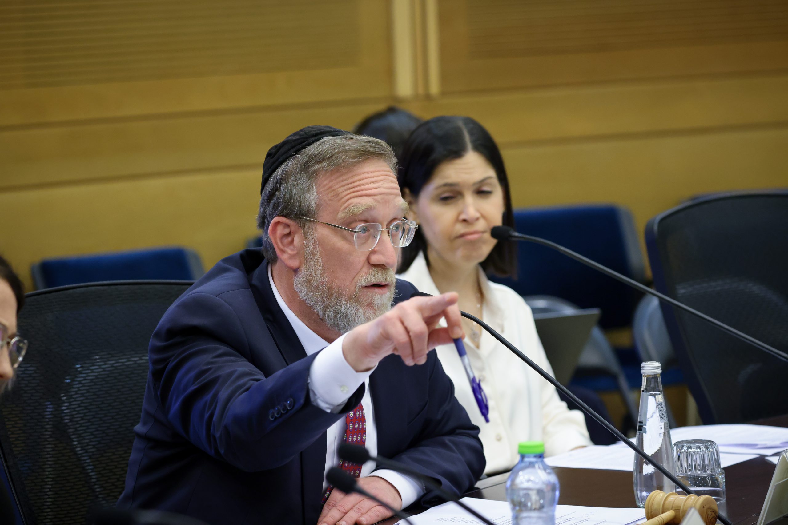 פינדרוס: "אל תגידו תודה לביבי, תגידו תודה לה' על המצב"
