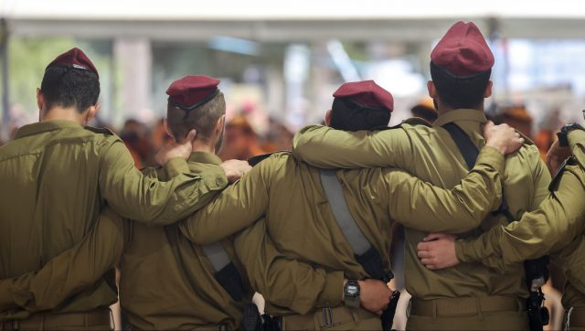 השר השתתף בהלוויית הנופל: "זו צוואת גיבורינו"