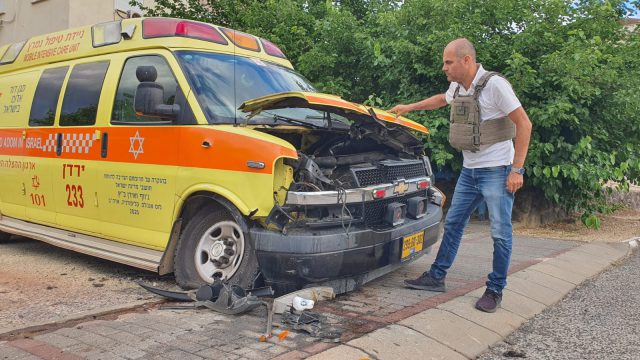 הרס ברחובות: כך נראית קריית שמונה לאחר המטחים