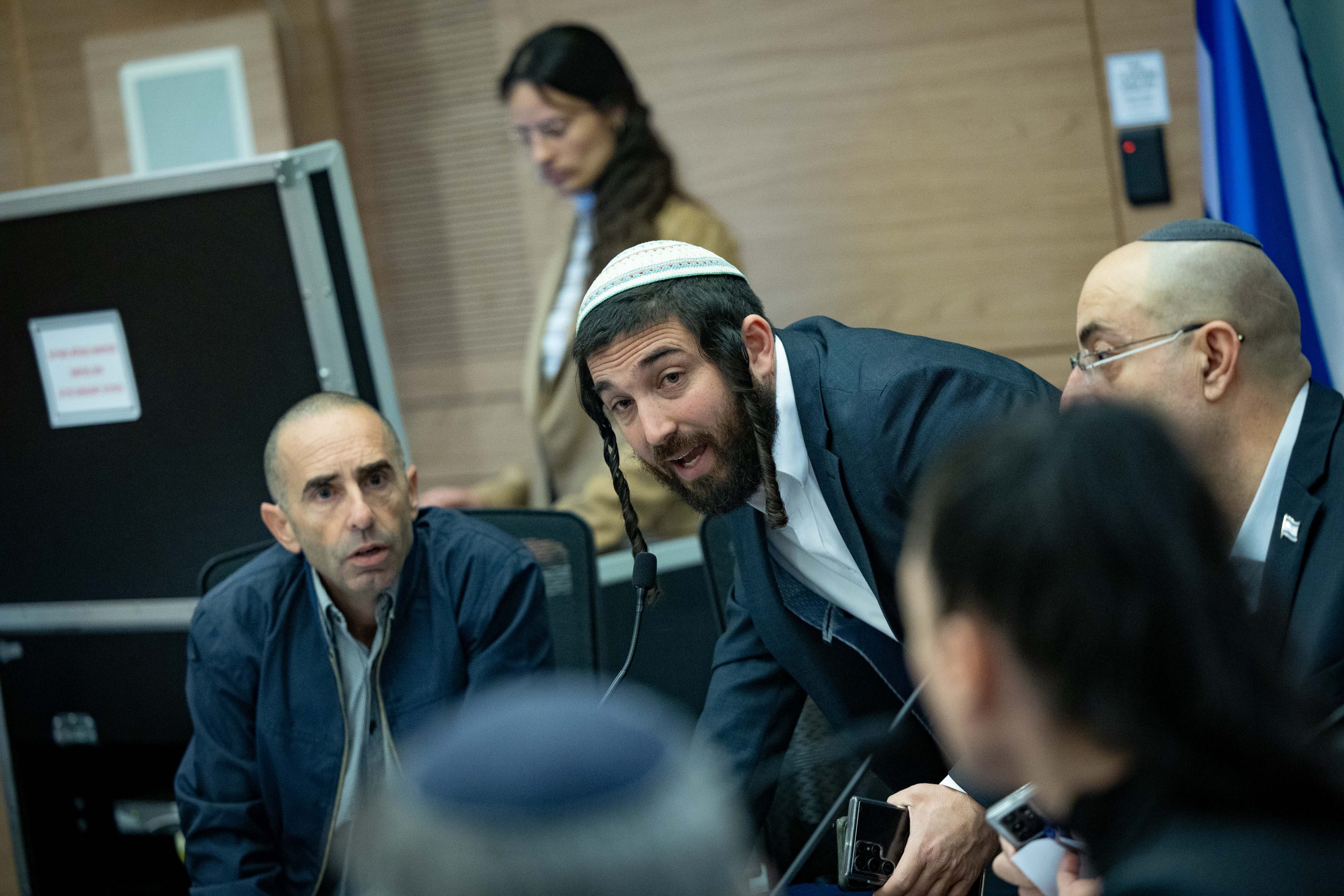 ח"כ סוכות התפרץ: "אתם תומכים במחבלי הנוח'בה"