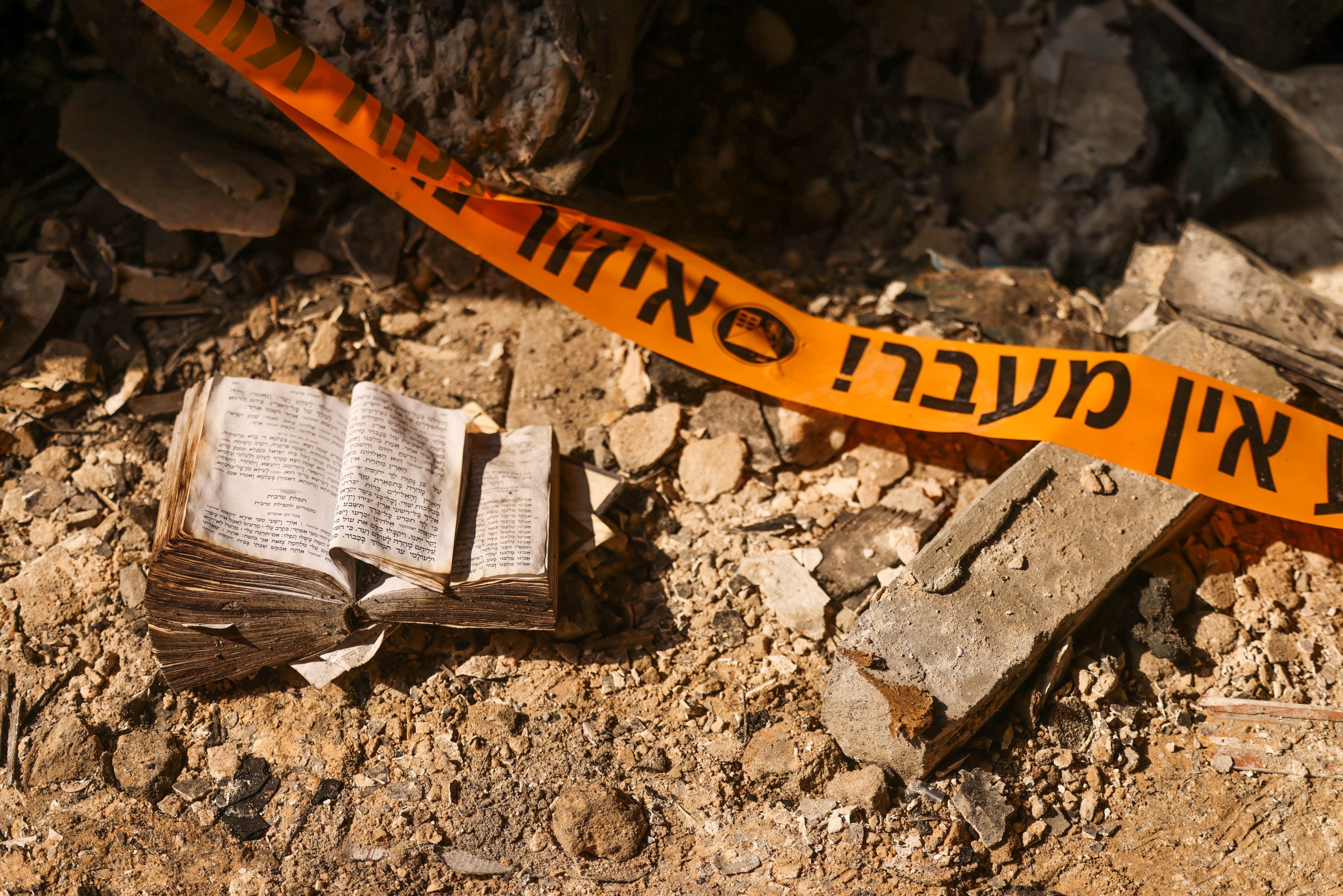 במהלך הלילה: פגיעה ישירה בבית באשקלון, 3 נפצעו