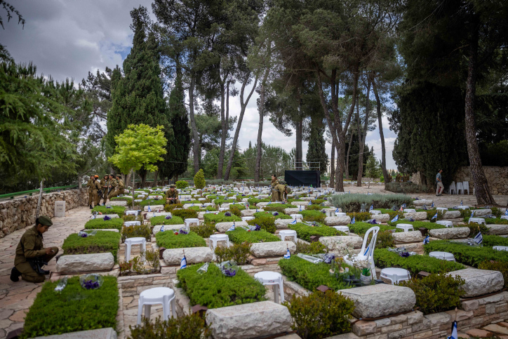 "חלק מהן מתכוונות לצאת כשהוא יתחיל לדבר"