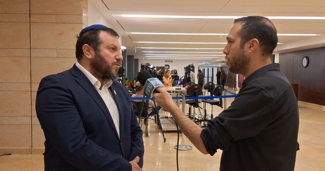 השר עמיחי אליהו: "גנץ צריך לעזוב את תפקידו"