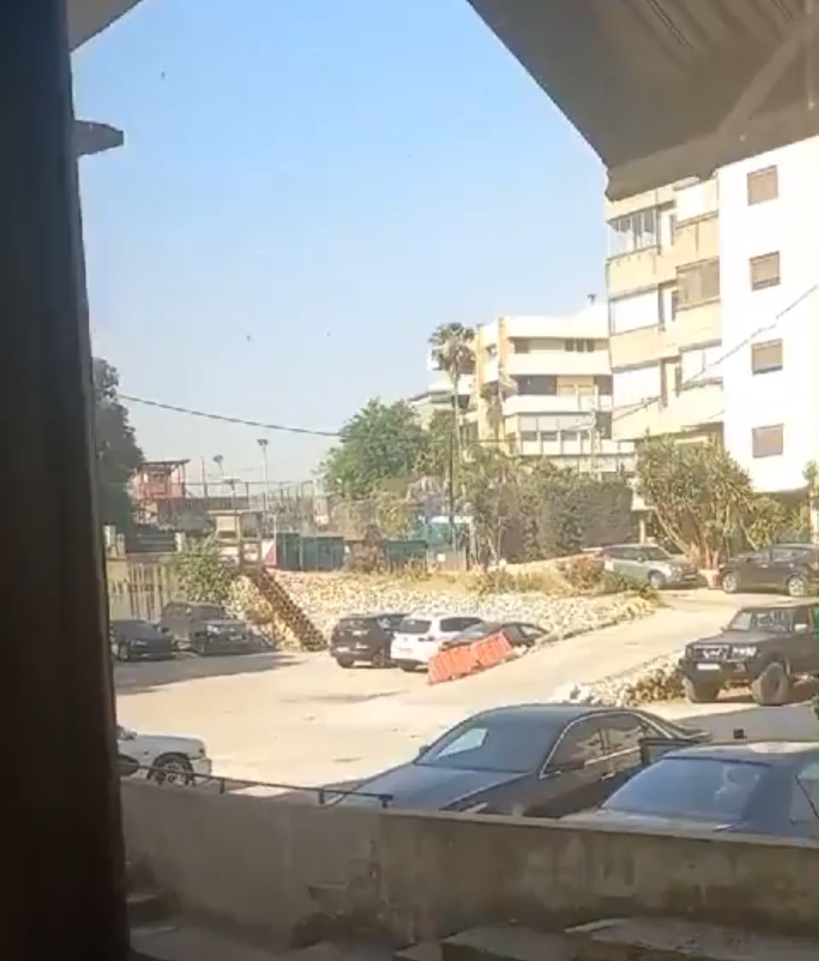 מחבלים ירו לעבר שגרירות ארה"ב בלבנון; יש נפגעים