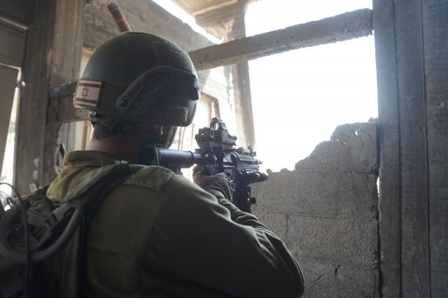 תיעוד ראשון מפעילות צה"ל באל בוריג' ודיר אל באלח