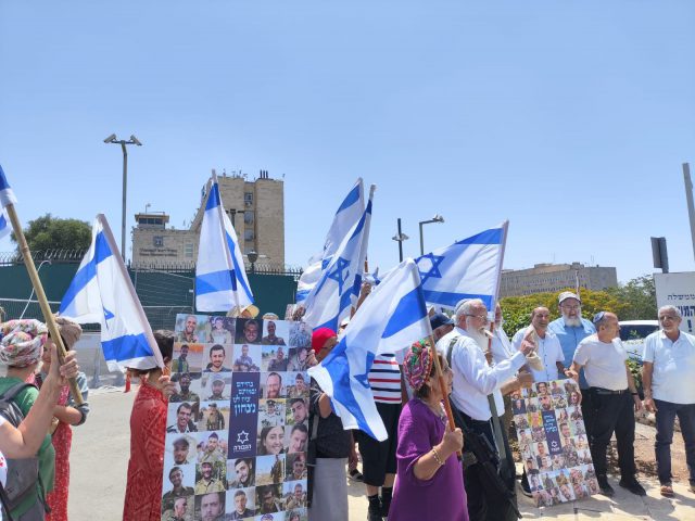 משפחות שכולות: "תחליטו על כניסה מואצת ותנצחו"