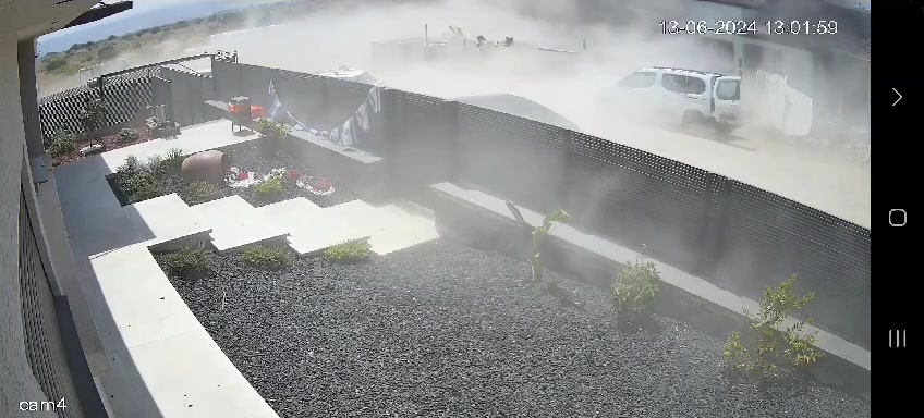 תיעוד דרמטי: כך נראו רגעי פגיעת הרקטה בצפון