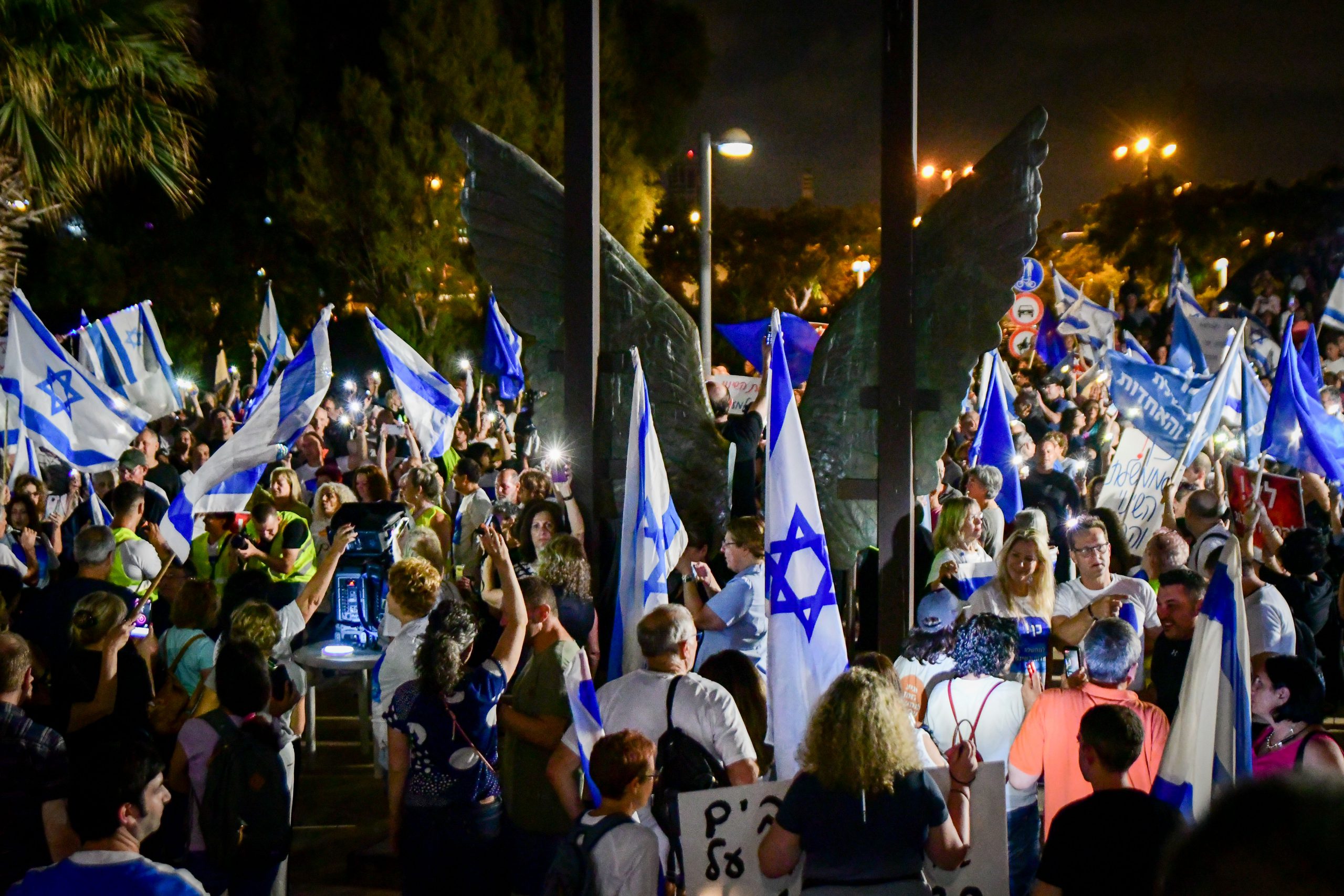 מח"ש פתחה בחקירה על דחיפת העיתונאית יולן כהן