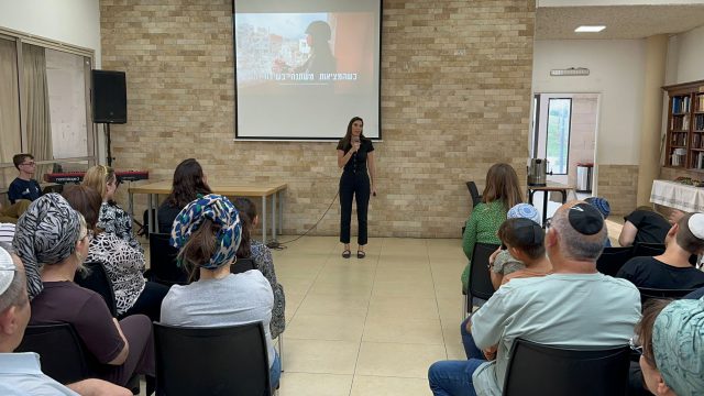 9 שנים: מאות השתתפו באזכרה לזכרו של דני גונן הי"ד