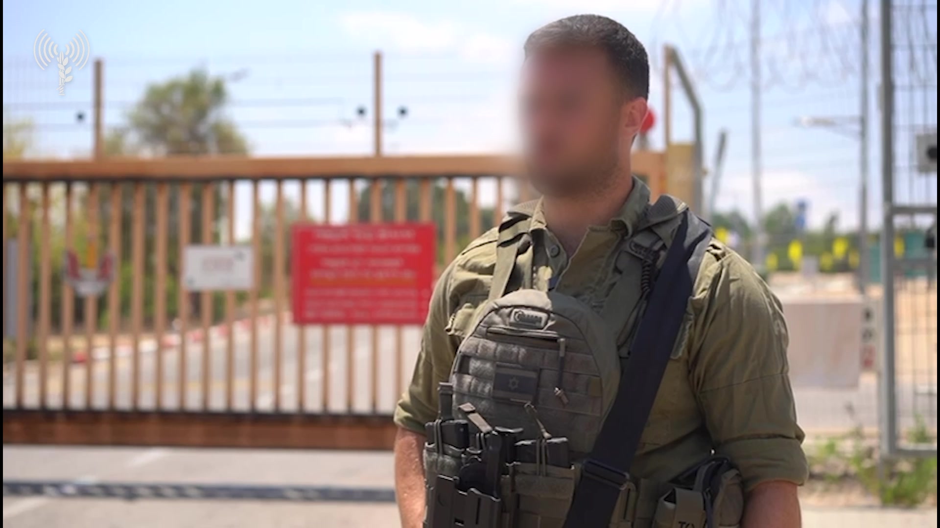 הלוחם שניטרל את המחבל משחזר: "הוא זינק לעברי עם סכין"