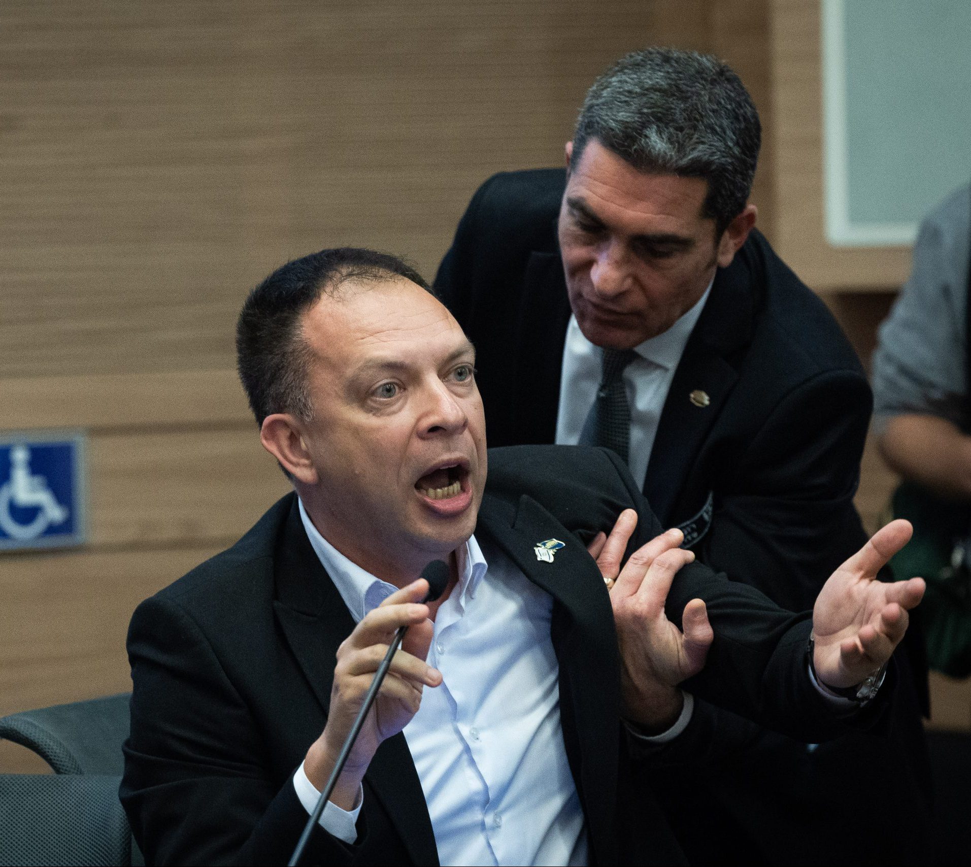 הח"כ מהאופוזיציה מסביר: זו הסיבה לפשרה של לוין