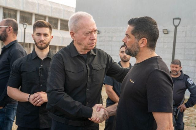 גלנט במג'דל שמס: חיזבאללה ישלמו את המחיר