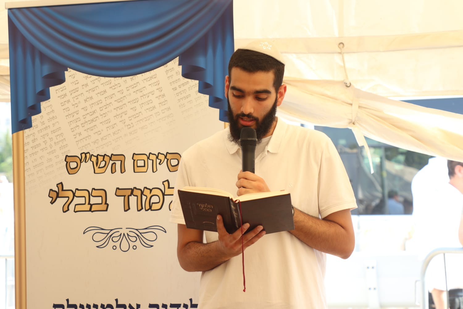 תלמיד ישיבת הסדר סיים את הש"ס בבקו"ם והתגייס