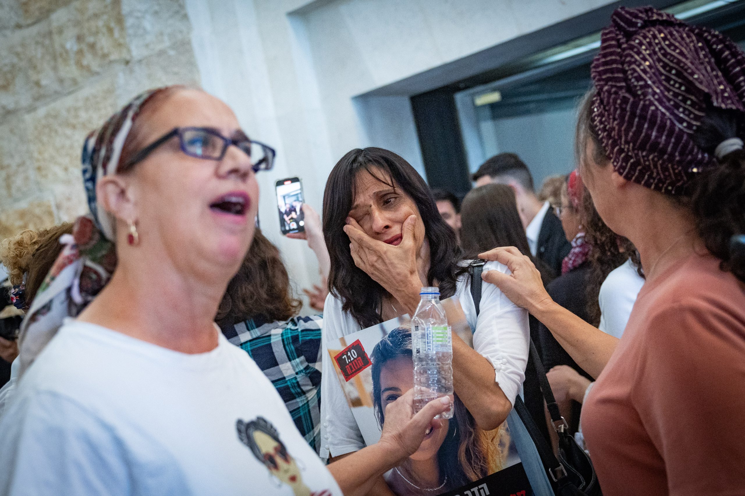 צביעות: משפחות השכול בקונצנזוס? תלוי בפוזיציה