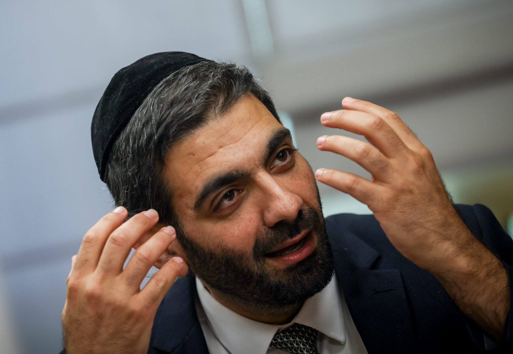 השר מלכיאלי: גם הרב קוק לא התיר לעלות להר הבית