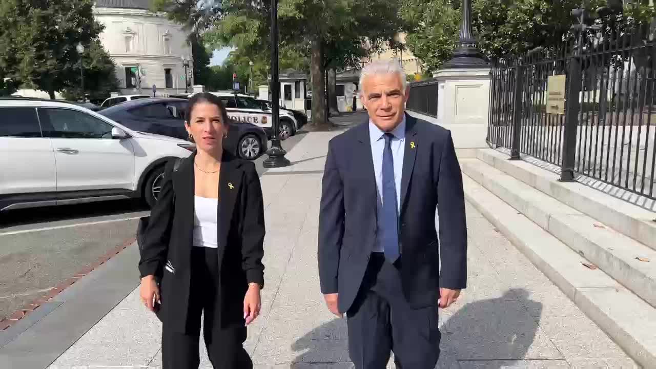 לפיד: "חיזבאללה מחריב חבל ארץ, קרובים לסכנת מלחמה קשה"