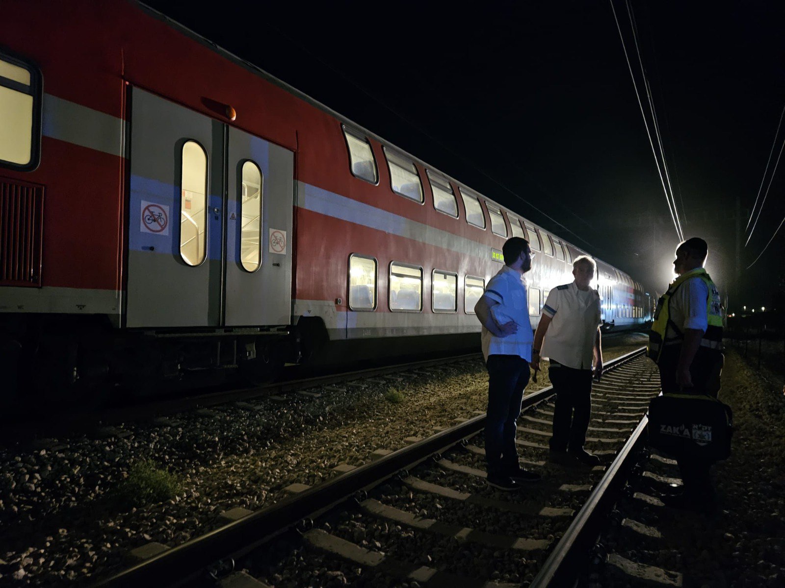 אדם נהרג מפגיעת רכבת בזכרון יעקב, תנועת הרכבות הופסקה