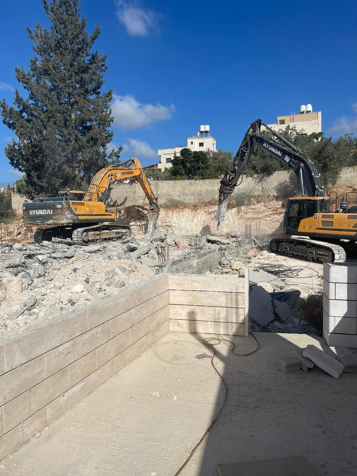 באורח נדיר המנהל האזרחי הרס בתים בשטח B סמוך לחברון