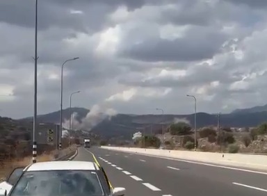 נפילה במחלף גולני: פצוע קל מרסיסים | צפו בתיעוד מהמקום