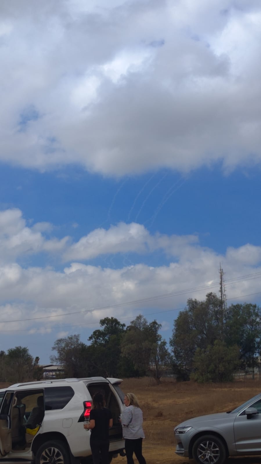 5 רקטות מעזה לגוש דן: 2 פצועות קל מרסיסים