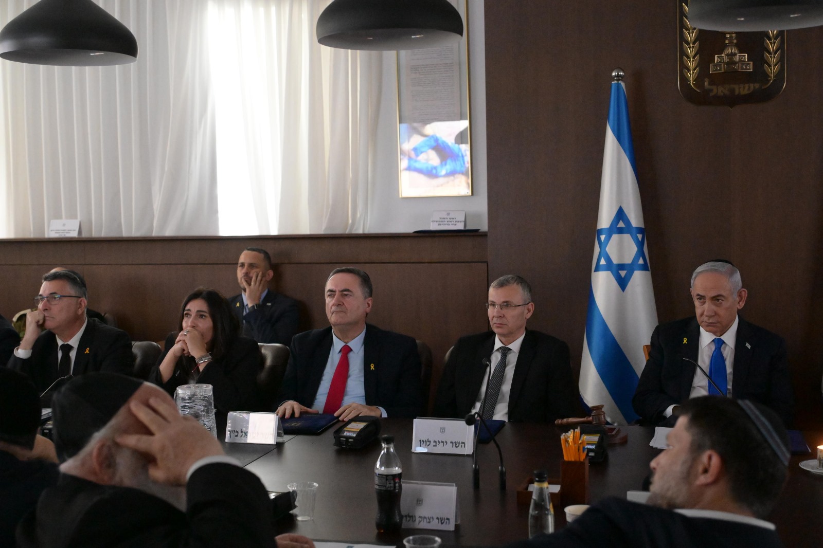 סוער בישיבת הממשלה: היועמ"שית יצאה בזעם