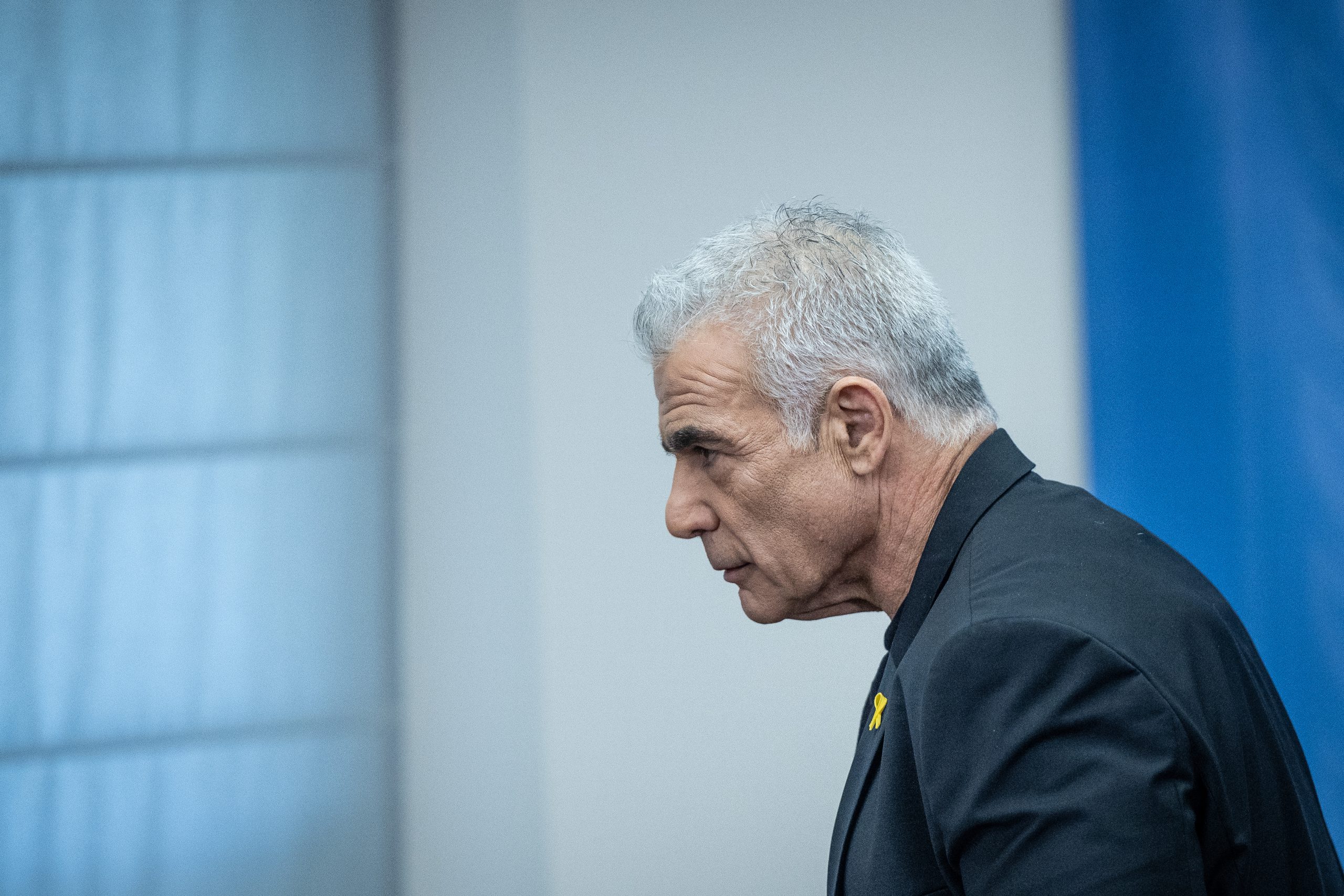 הירידה בסקרים משפיעה: גל עזיבות ב'יש עתיד'