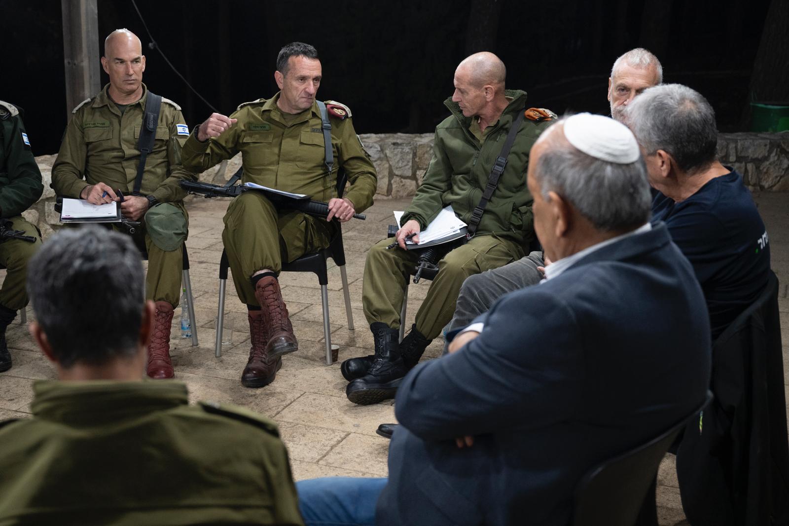 לקראת הסדר? הרמטכ"ל במסר לראשי הרשויות בצפון