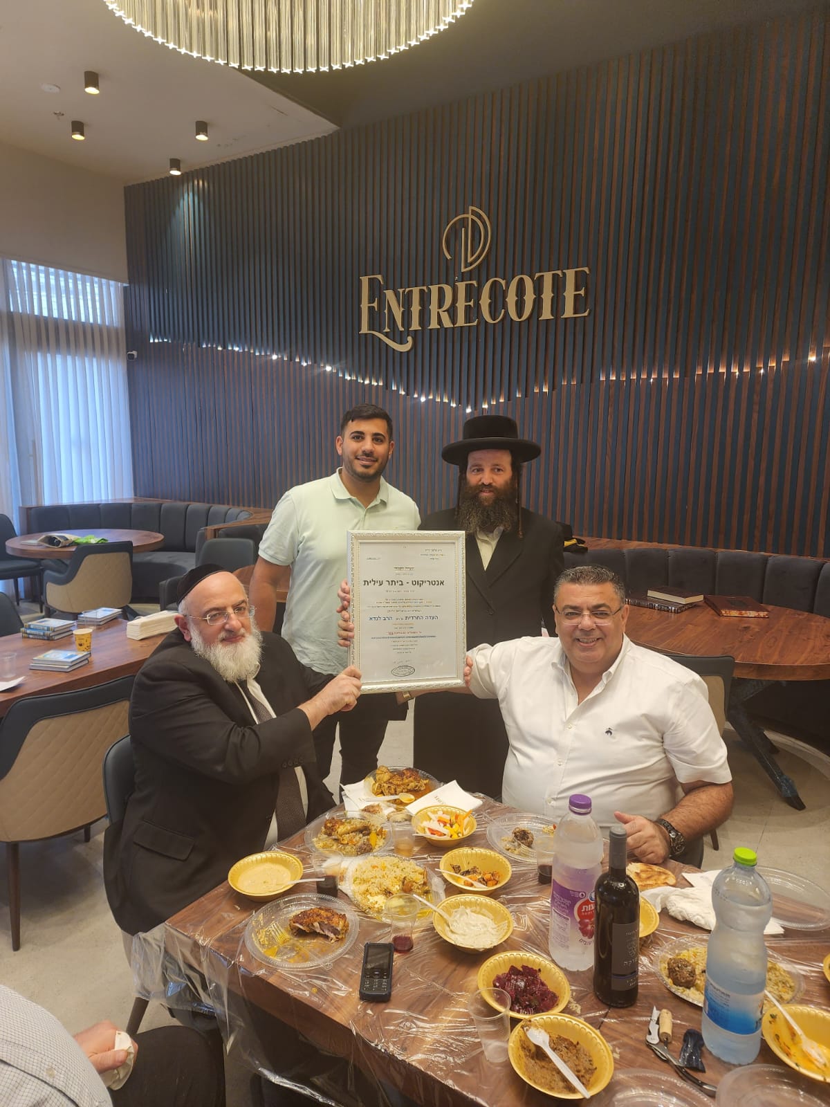 היום זה קורה: הסניף החדש של אנטריקוט נפתח בביתר