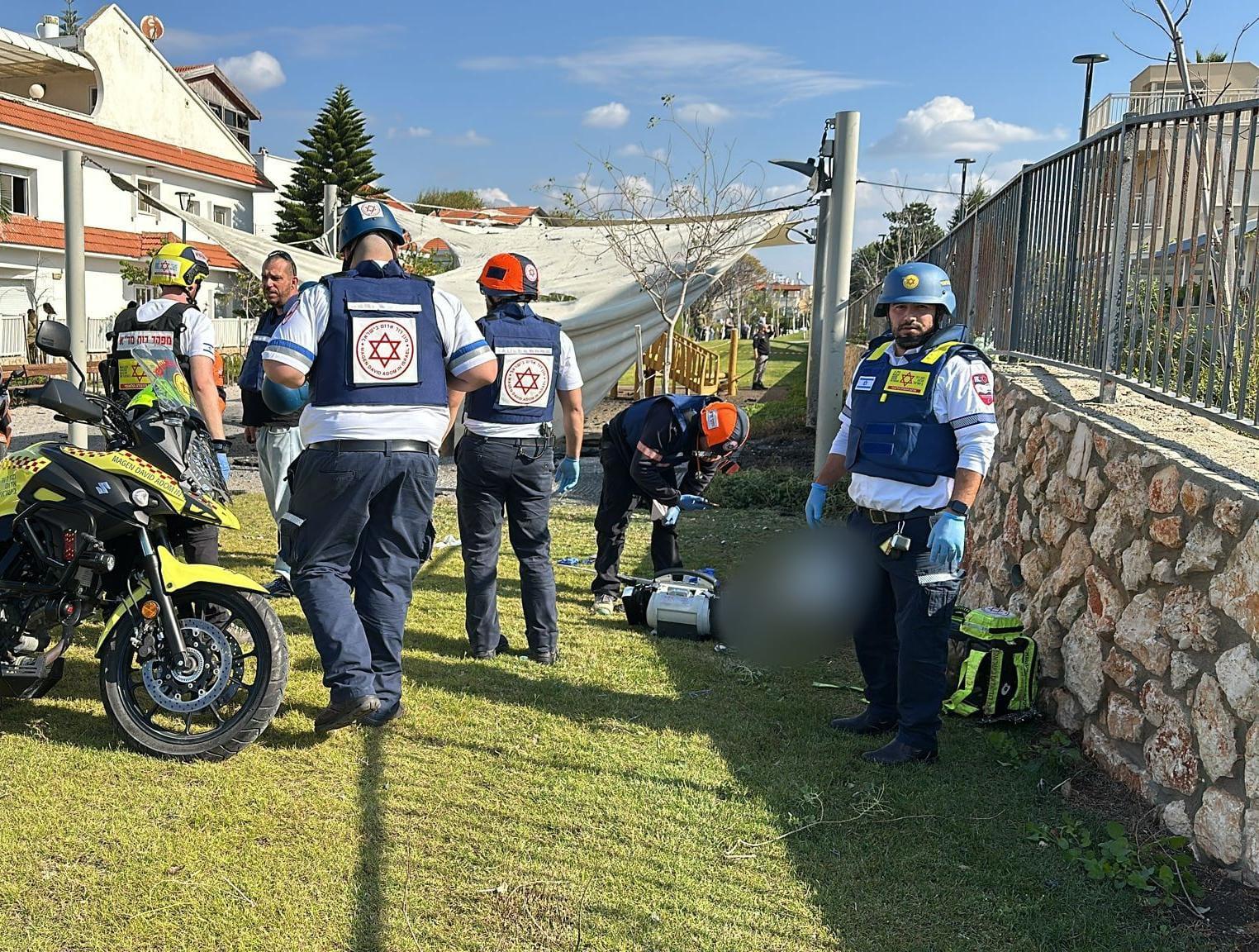 10 רקטות במטח לנהריה: גבר בן 30 נהרג מרסיסים