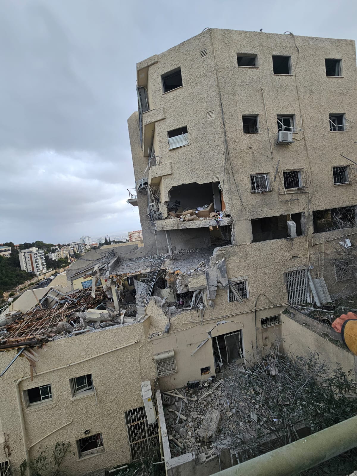 8 רקטות נורו מלבנון למרכז, 6 פצועים מנפילות בפתח תקווה