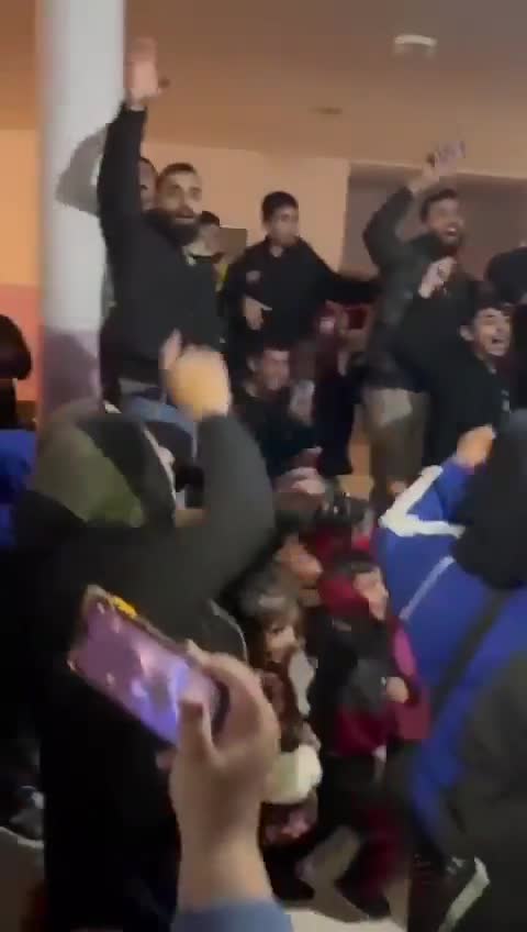 WhatsApp Video 2024-11-25 at 18.14.58