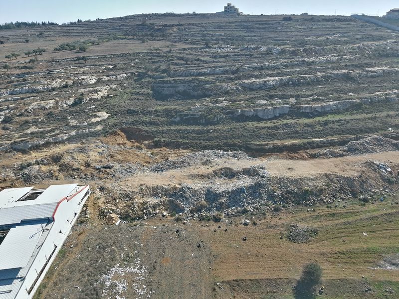 מתחת לאף של המנהל האזרחי, הוקמה בחודשים האחרונים מטמנת פסולת (קרדיט: תנועת רגבים)