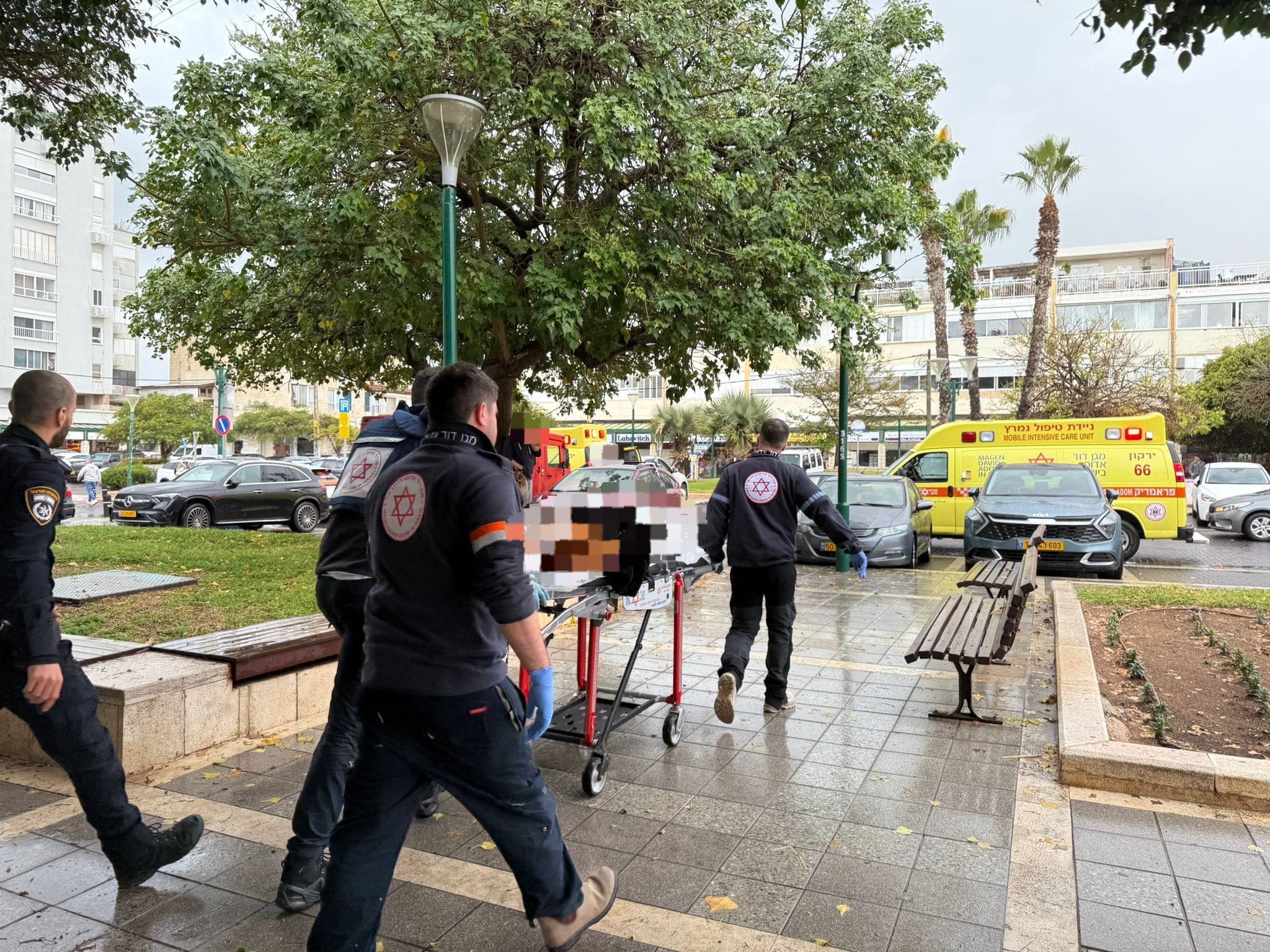 אישה נרצחה בפיגוע דקירה בהרצליה