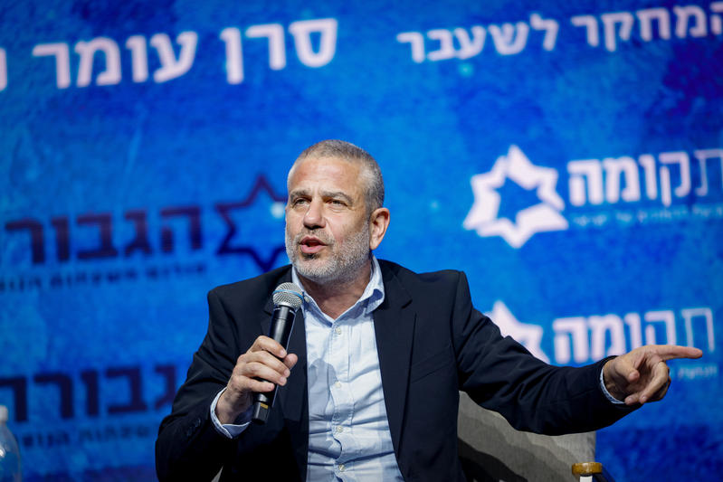 אחרי העימות בערוץ 14: ינון מגל מבהיר