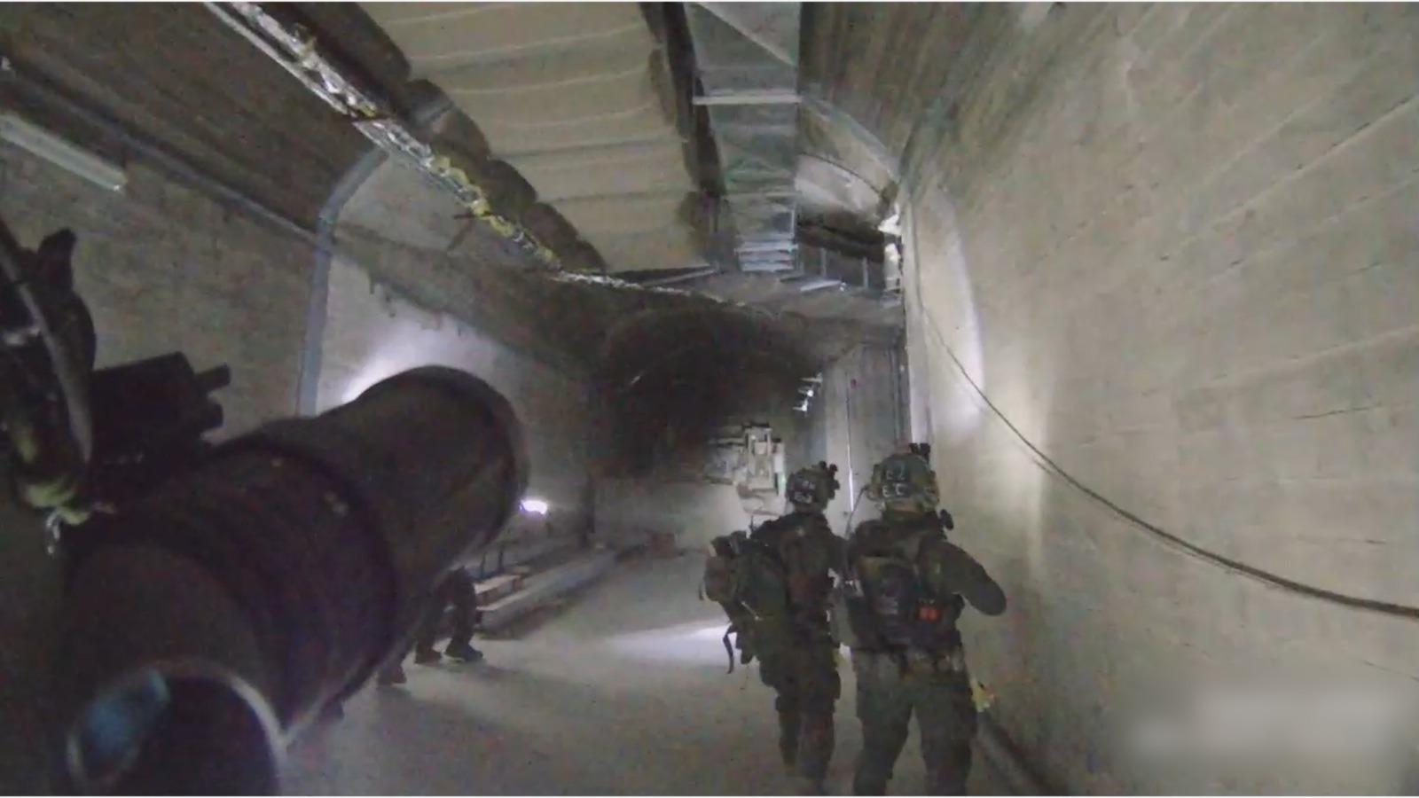לוחמי שלדג בתוך מפעל הטילים במוסאיף, סוריה (דובר צה"ל)